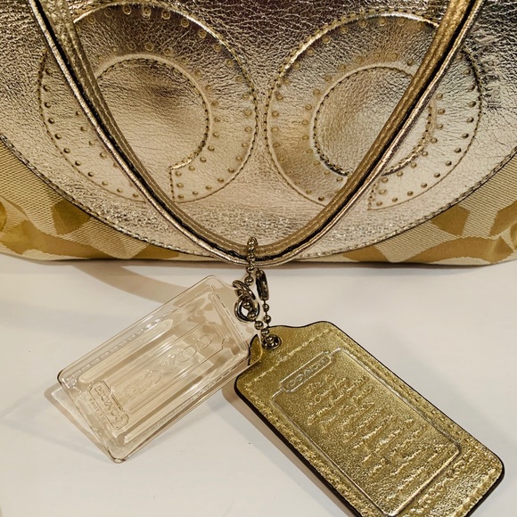 Coach Tote Metallic Gold - Picture 4 of 11
